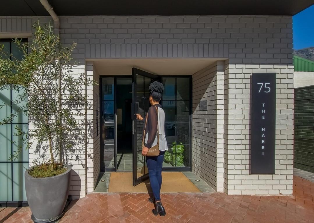 Modern On Harrington Apartment *