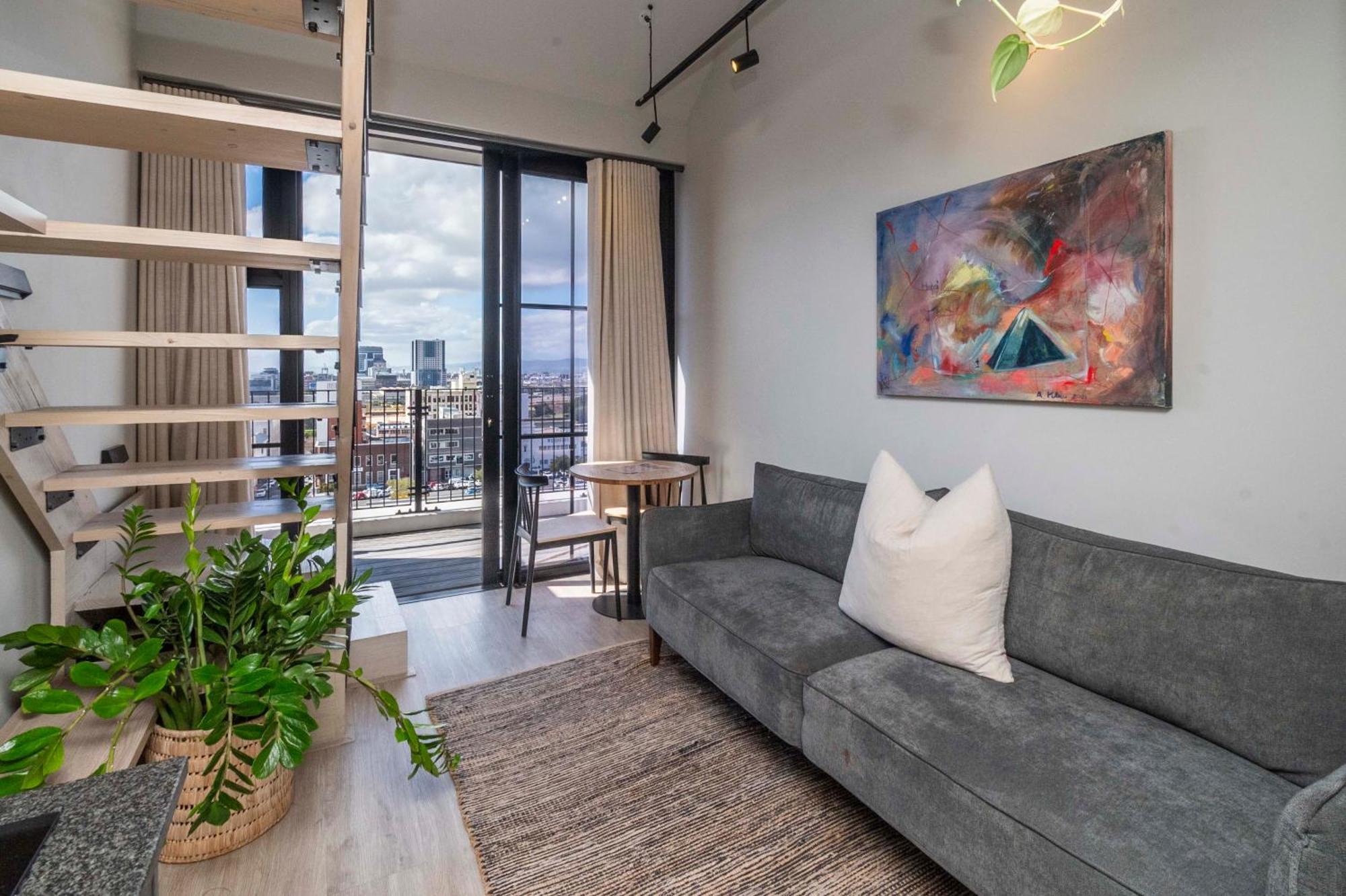 Modern On Harrington Apartment *